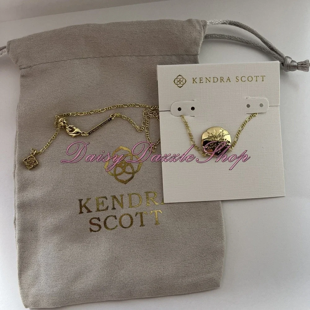 ✨Kendra Scott Sand Dollar Gold Pendant Necklace In Natural Mother of Pearl New✨